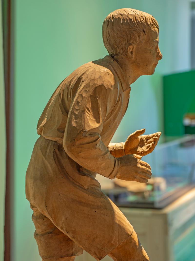 Ein Blick in die Ausstellung „Holz macht Sachen“ auf Burg Abenberg