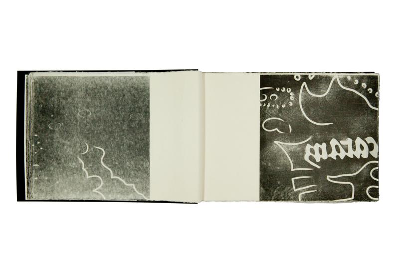 Mariana Castillo Deball, Atlas, Nuremberg Map of Tenochtitlan, 2013. Gebundenes Buch mit Holzschnitten auf Hosokawa-Papier