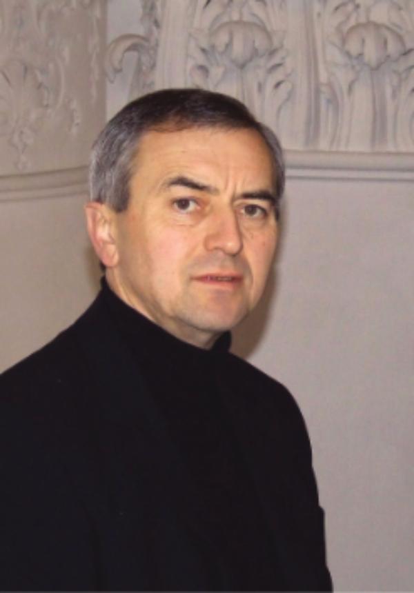 Georg Schäffner sorgt an der Orgel für festliche Klänge