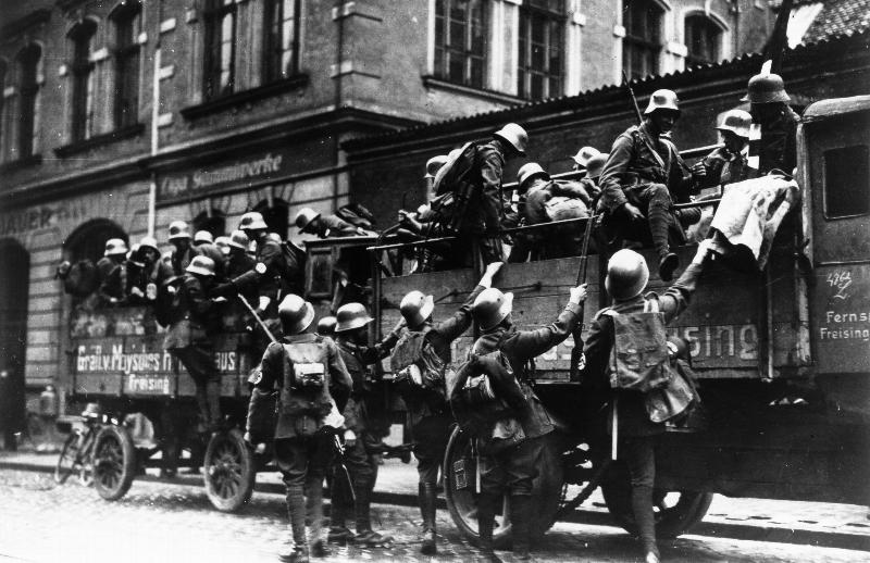 Niederschlagung des Hitler-Ludendorff-Putschs am 09. November 1923