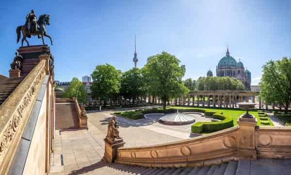 Kolonnadenhof, Bodestraße, Museumsinsel Berlin, Berlin-Mitte