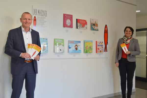 Marktheidenfelds Erster Bürgermeister Thomas Stamm und Leiterin Kultur Inge Albert freuen sich auf die Meefisch-Ausstellung im Franck-Haus