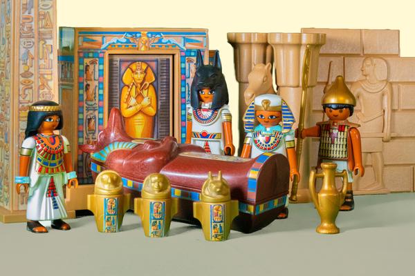 Das Residenzschloss Mergentheim zeigt die Sonderausstellung „Playmobil Kinderträume. Zeitreise für Familien“ 