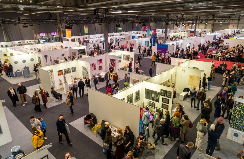 Die 15. artthuer – Kunstmesse lädt nach Thüringen