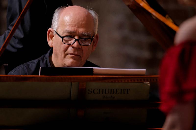 Christoph Hammer gibt einen „Schubert Apéritif“ am 31. August