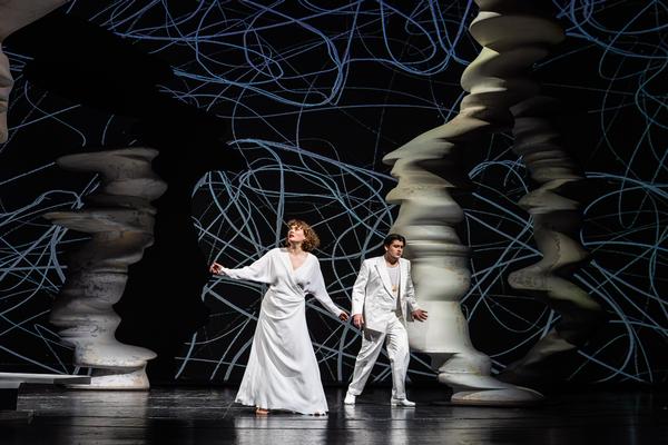Szenenbild „Castor et Pollux“ am Staatstheater Meiningen, Emma McNairy, Aleksey Kursanov