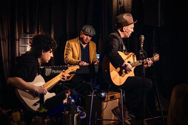 Das Paul Batto Trio tritt bei ARTBREIT in Marktbreit auf