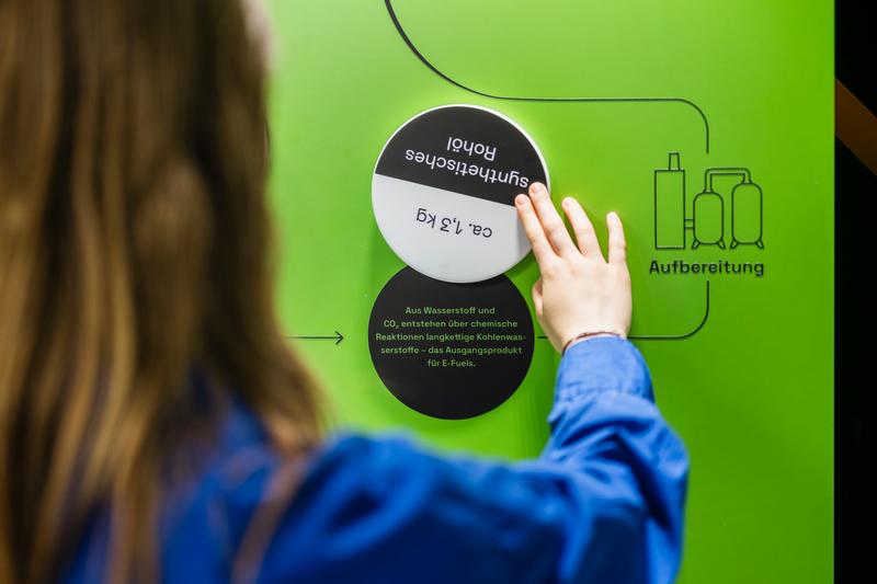 In der Ausstellung Power2Change können Museumsgäste auf Mission Energiewende gehen