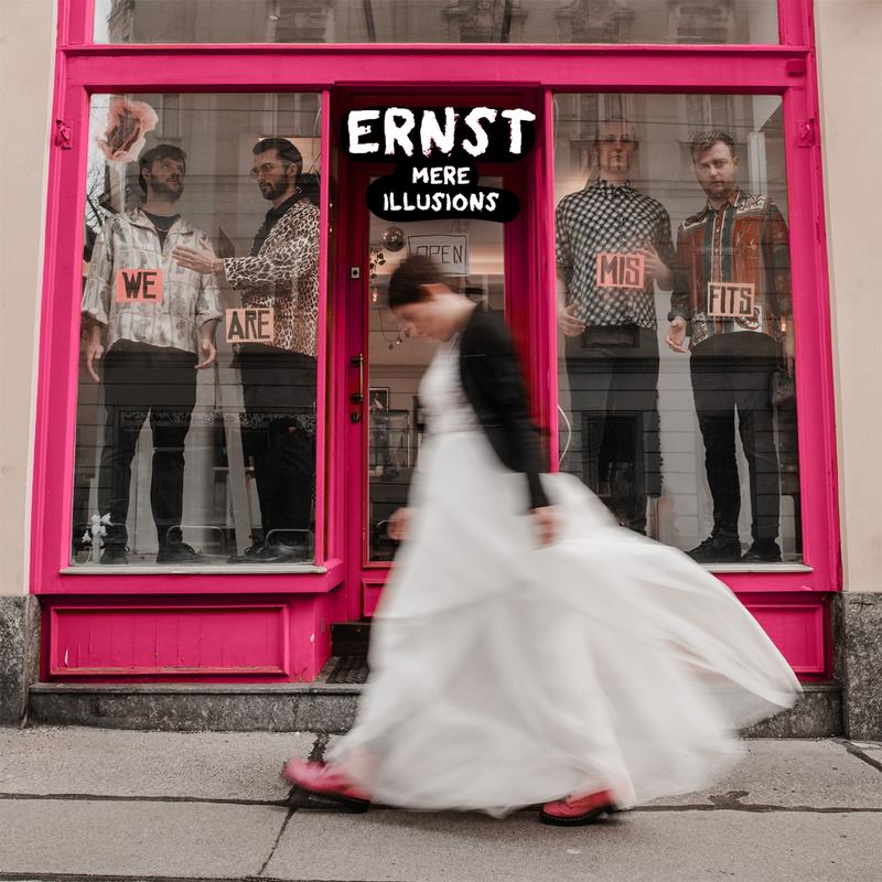 Ernst präsentiert ihr neues Album „Mere Illusions"