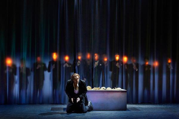 Lucia di Lammermmor am Mainfranken Theater Würzburg: Roberto Ortiz als Sir Edgardo di Ravenswood
