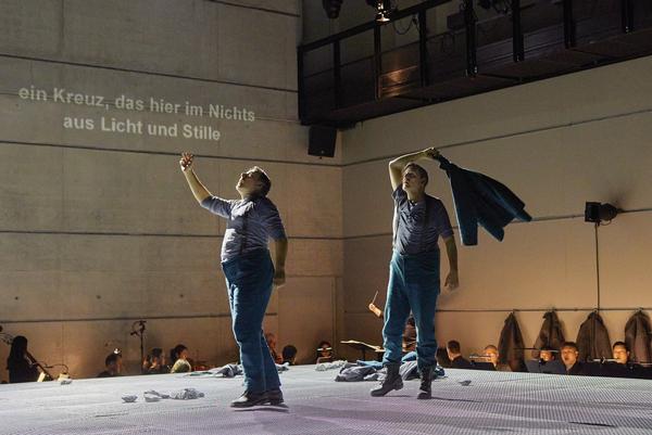 Die Oper Karl und Anna feierte am Wochenende Premiere. Wir haben sie uns mal genauer angeschaut