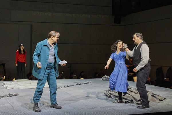 Die Oper Karl und Anna feierte am Wochenende Premiere. Wir haben sie uns mal genauer angeschaut