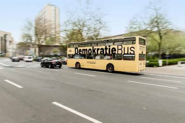 Demokratiebus