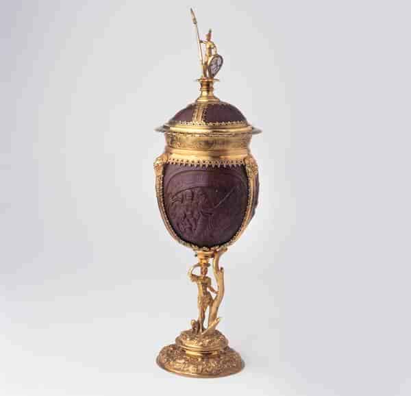 Kokosnusspokal des Johann Eustach von Westernach, gestiftet für die Kapfenburg, Wilhelm Dewyll, Wien, 1571-1582, aus der Schatzkammer des Deutschen Ordens in Wien