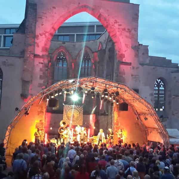 Open-Air-Bühne