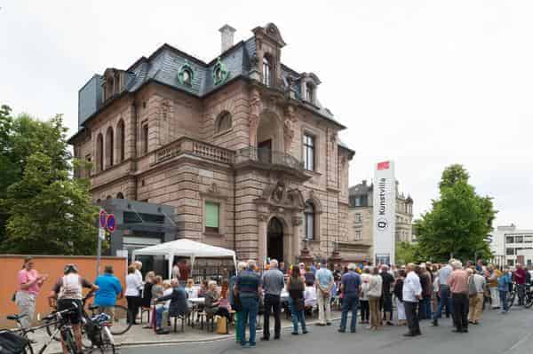 Das jährliche Museumsfest der Kunstvilla hat sich zu einem festen Termin im Kulturkalender der Stadt entwickelt und erfreut sich regen Zuspruchs