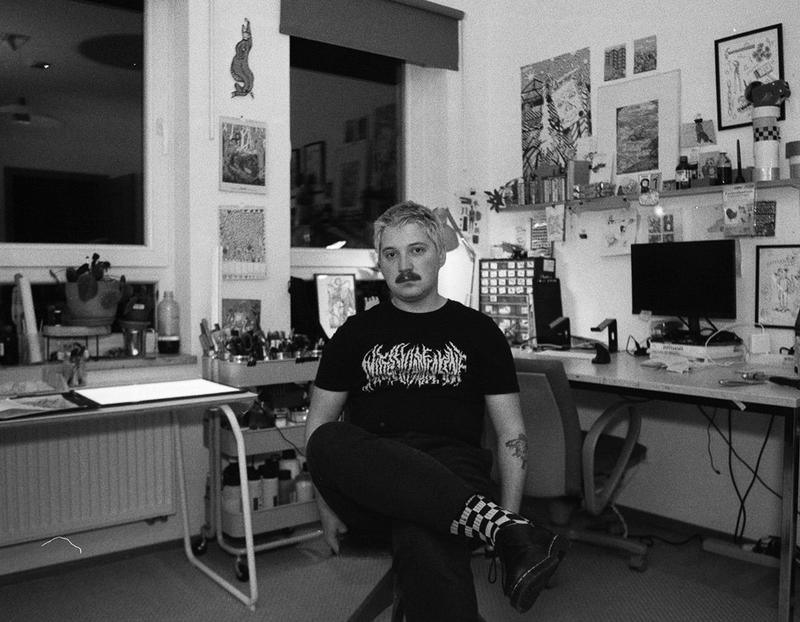 Grafiker und Illustrator Alex Mages leitet einen Kurs
