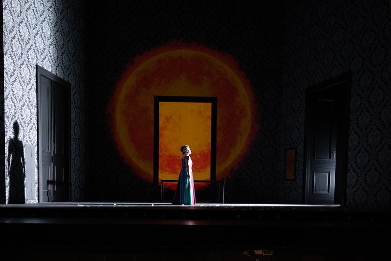 Szenenbild „Die toten Augen“ am Theater Altenburg Gera