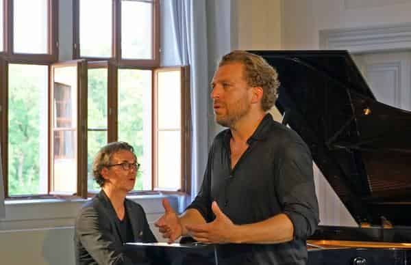 Daniel Heide begleitet den Tenor Julian Prégardien am Flügel / Der Lyrische Salon-Schloss Ettersburg