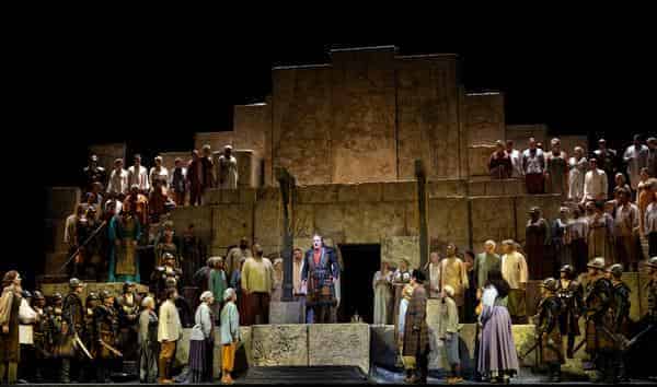 Eine Szene aus Verdis Nabucco, MET New York, Metropolitan Opera