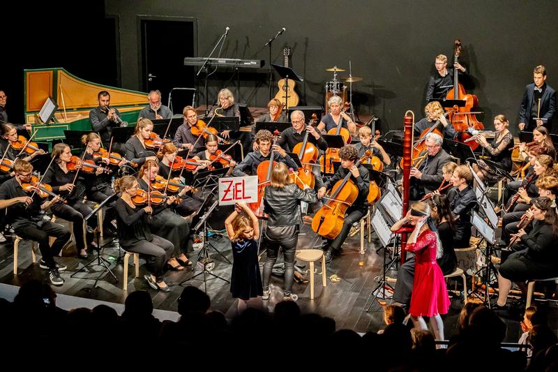Am 25. Mai wird die „BaRockOper“ veranstaltet, ein Musiktheater-Spektakel als Crossover mit dem Barockorchester Lahr