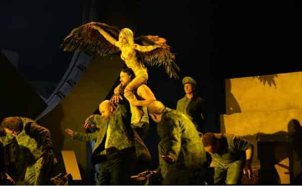 Aus einem Totenhaus am Hessischen Staatstheater