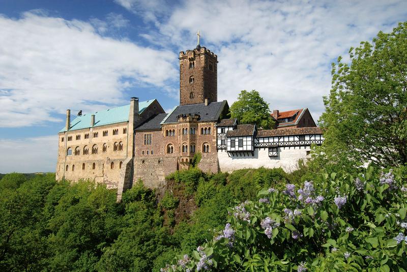 Die Wartburg thront &uuml;ber Eisenach