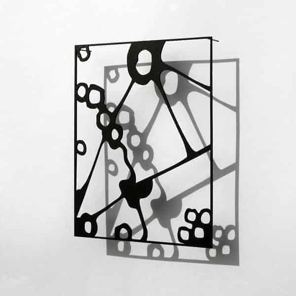 Bodo Korsig, "falling time", 2023, Metall, Pigment, 33 x 25 cm  