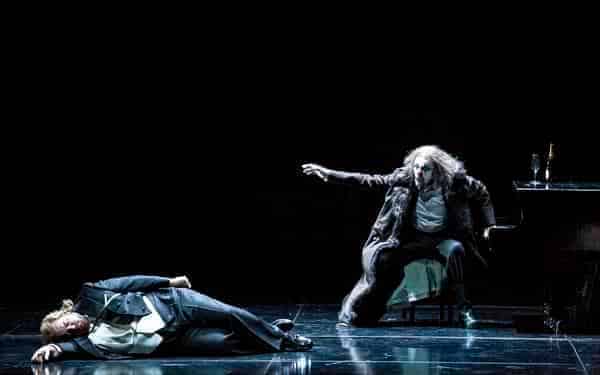 Szene aus „Die Götterdämmerung“ an der Deutschen Oper Berlin