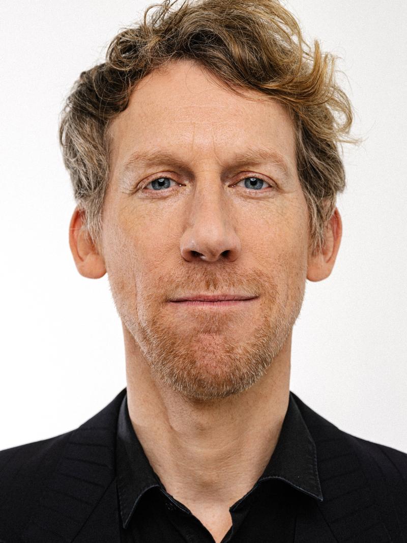 Christian Schulte-Loh ist am 16. Oktober mit seinem Programm „IMPORT EXPORT“ zu Gast