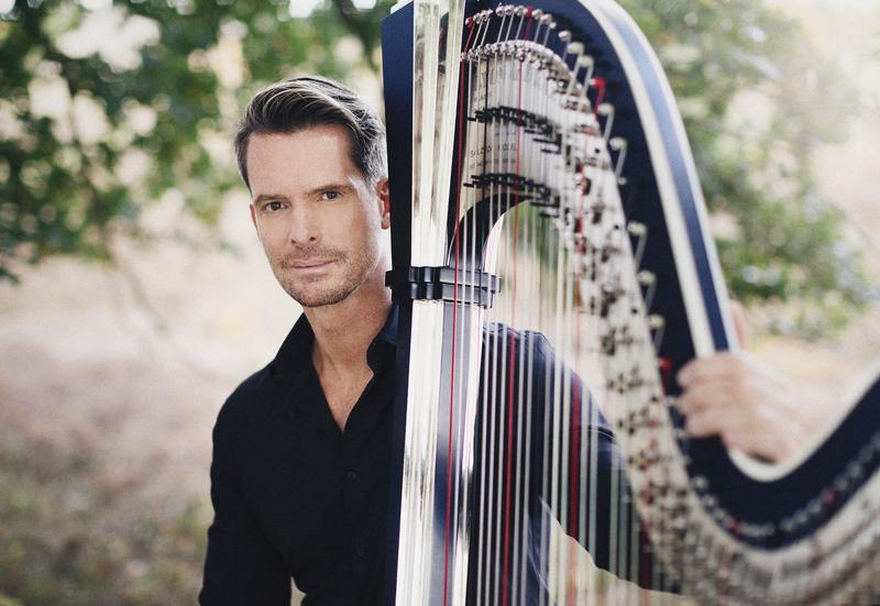 Am 6. Juli spielt Xavier de Maistre an der Harfe