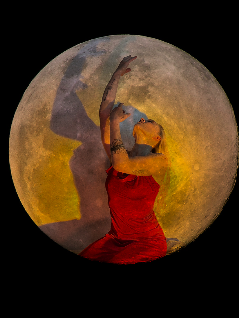 „Die Frau im Mond“ beim Internationalen Tanztheaterfestival Erfurt