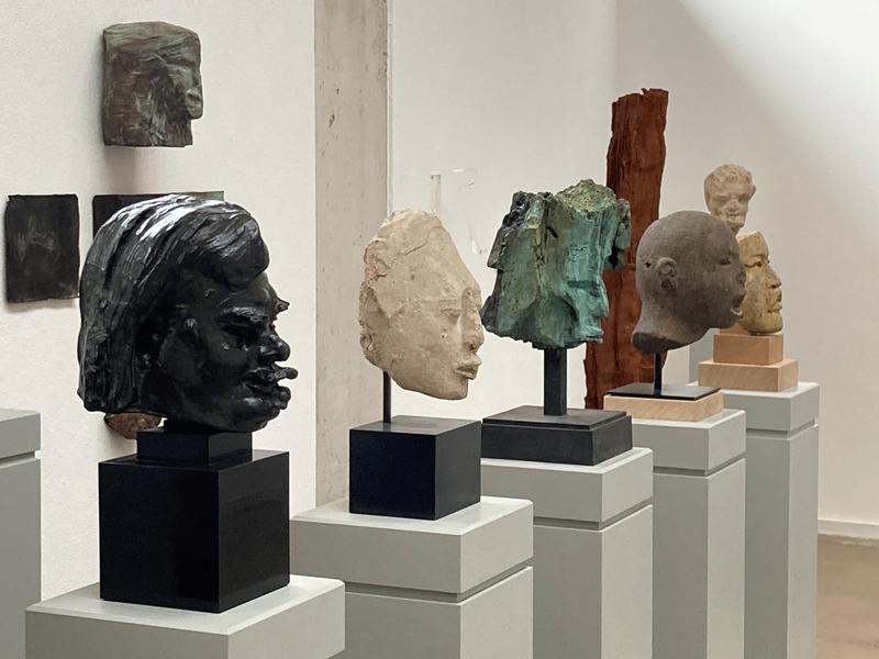 Dietrich Klinge: Verschiedene K&ouml;pfe