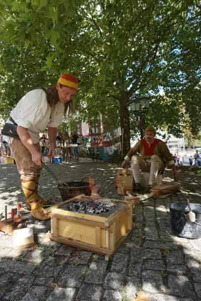 Altes Handwerk erleben beim Museumsfest auf der Festung Marienberg