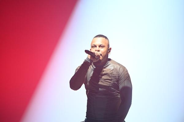 Deutschrapper Luciano bringt die Arena Nürnberg mit prügelnden Basslines zum pulsieren.