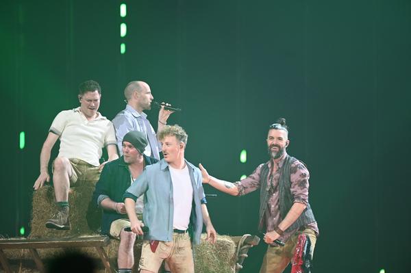 VoxxClub brachten die Menge in der Nürnberger Arena zum Glühen