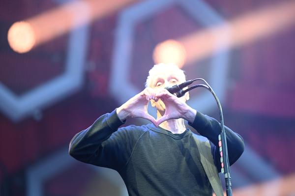 Ärzte-Frontmann Farin Urlaub bewies Herz und gute Laune. Er mag alle. Außer Nazis. Und Riesenräder. Zwei Gründe mehr, ihn zu mögen!