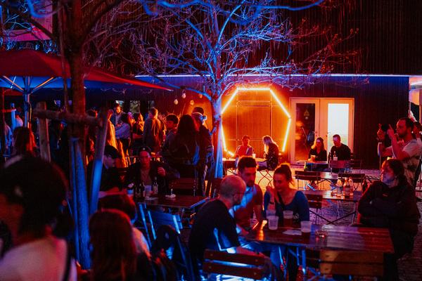 Das Festival Unter einem Dach findet im E-Werk in Erlangen statt