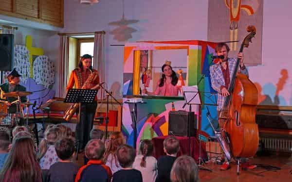 Musikvermittlung - Ferdis Jazz-Puppet-Universe