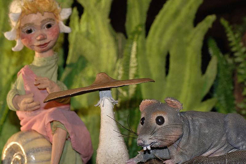 Das Puppentheater Die Dornerei bringt „Was macht die Maus im Wichtelhaus“ auf die Bühne