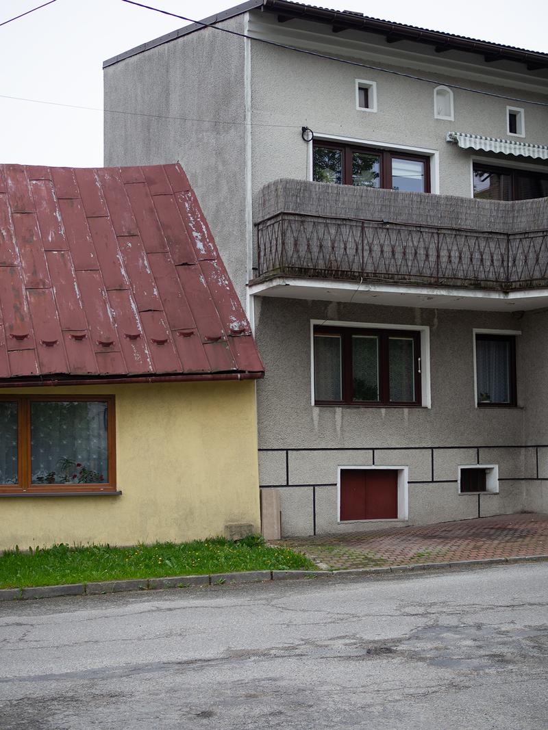 Laura Michéle Kniesel richtet ihren Blick auf die Planstadt Nowa Huta und auf Vororte jenseits der touristischen Wege rund um Krakau