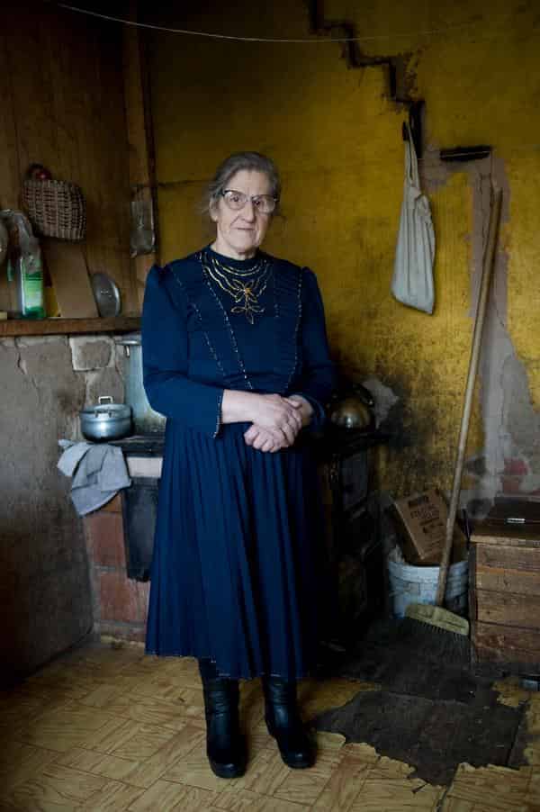 Sonderausstellung Wolfskinder im Freilandmuseum Bad Windsheim: Waltraut Minnt porträtiert von Claudia Heinermann, 2015
