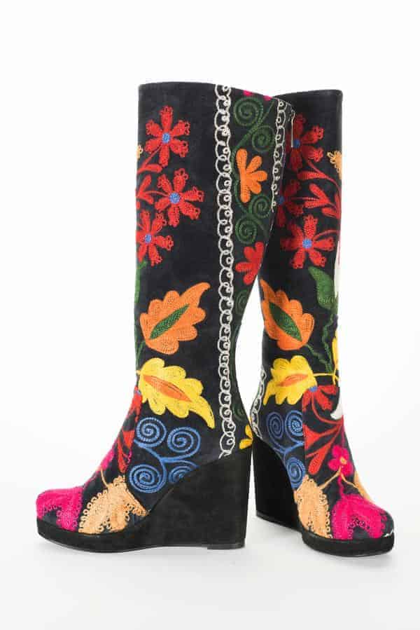 Stiefel FLORAS PRESENT, Deutschland und Italien, 2017, Seide auf textiler Oberfläche