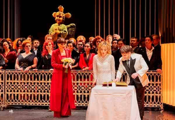 Szene aus "Lucia di Lammermoor" am Mainfranken Theater Würzburg