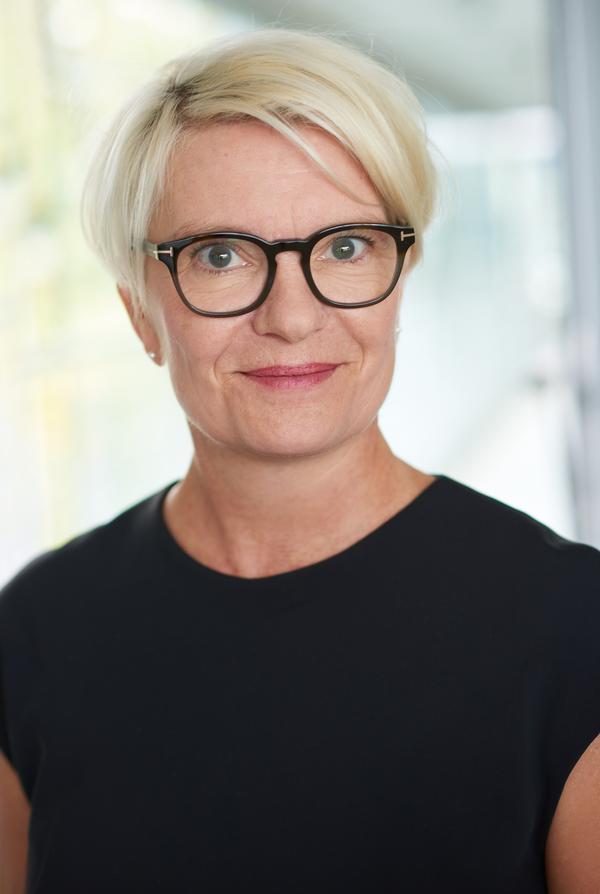 Die Autorin Heike Duken stellt am 27. März im KUNO ihren Roman „Wie wir waren“ vor