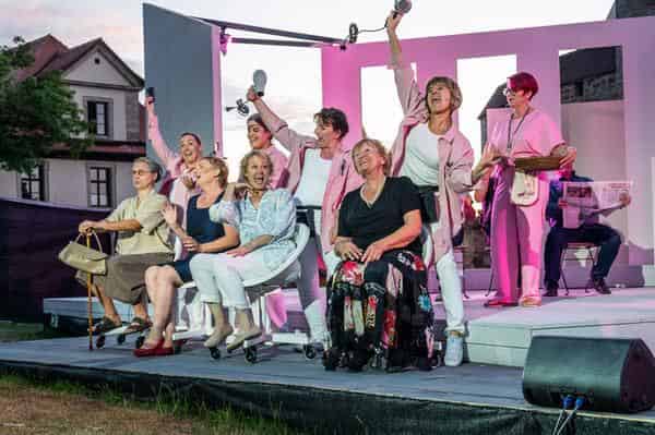 Die Cadolzburger Burgfestspiele laden in die Stadthalle Fürth ein