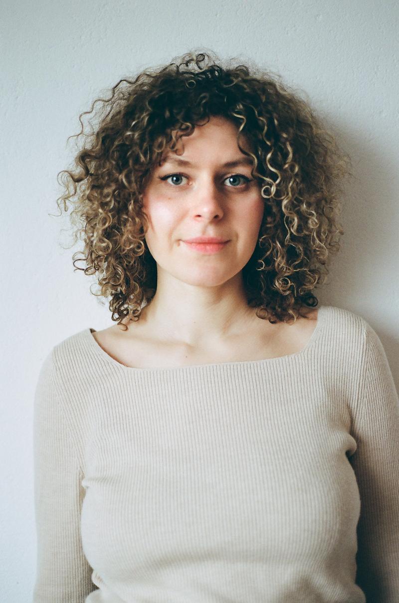 Die Autorin Helena Kühnemann kommt zum Literaturfestival