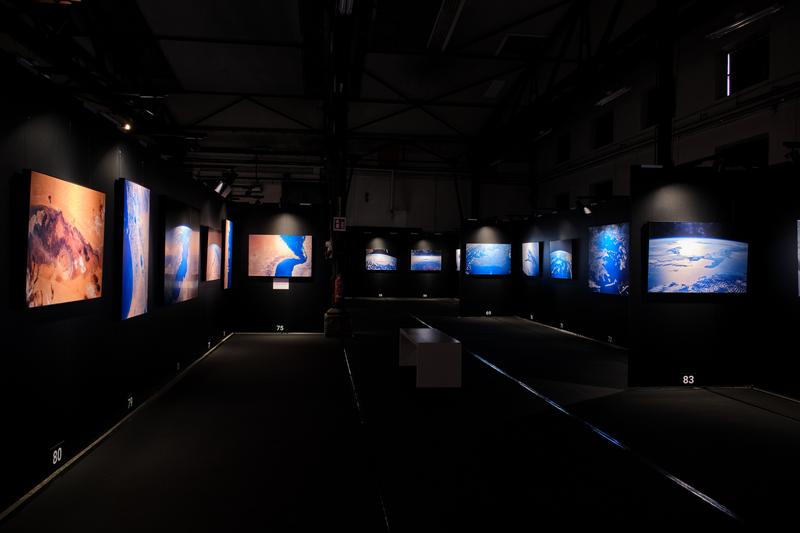 „View From Above“: Von der Breite Gasse direkt ins Weltall starten