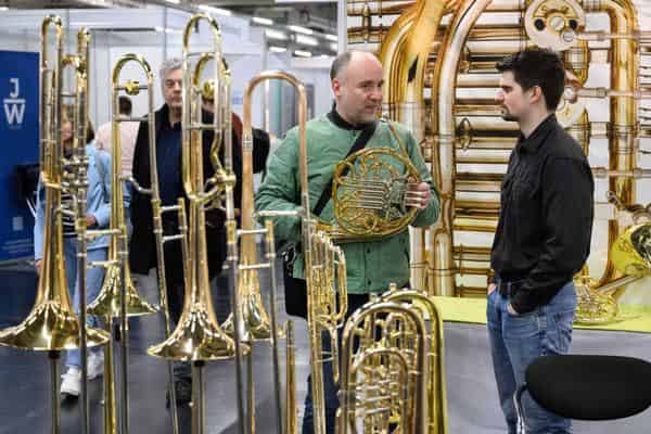 Messegeschehen auf der Musikmesse Akustika in Nürnberg