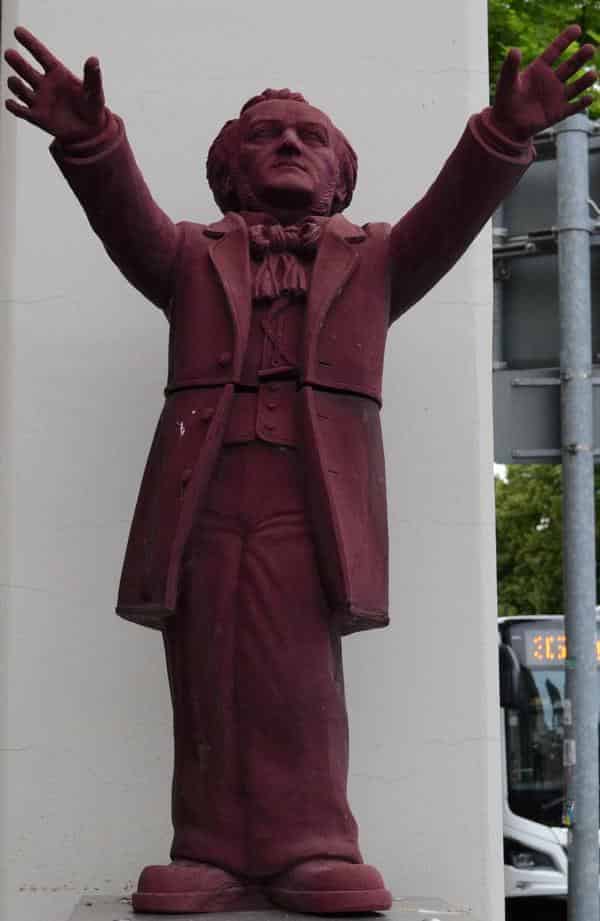 Figur Richard Wagners in Bayreuth im öffentlichen Raum